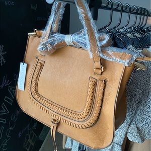 BRAND NEW sole society shoulder bag!!🤍